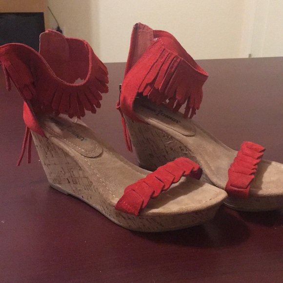 coral colored wedge sandals